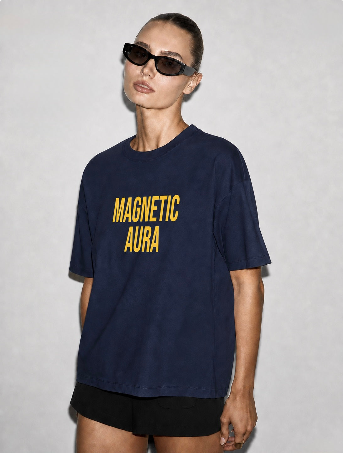 MAGNETIC AURA
